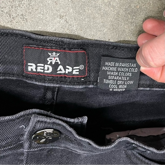 Red Ape Black Ribbed Patches Paint Splatter Jeans - Picture 5 of 9